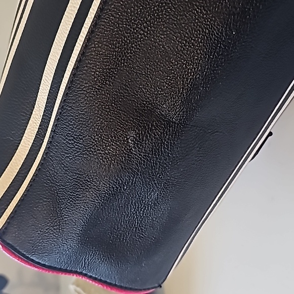 Betsey Johnson White Black Striped Lipstick Applique Hand Bag PurseChain Straps - Picture 7 of 16